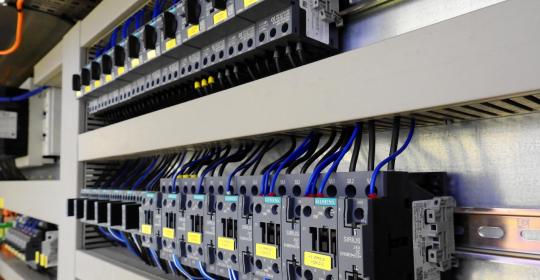 control-cabinet-2147370.jpg